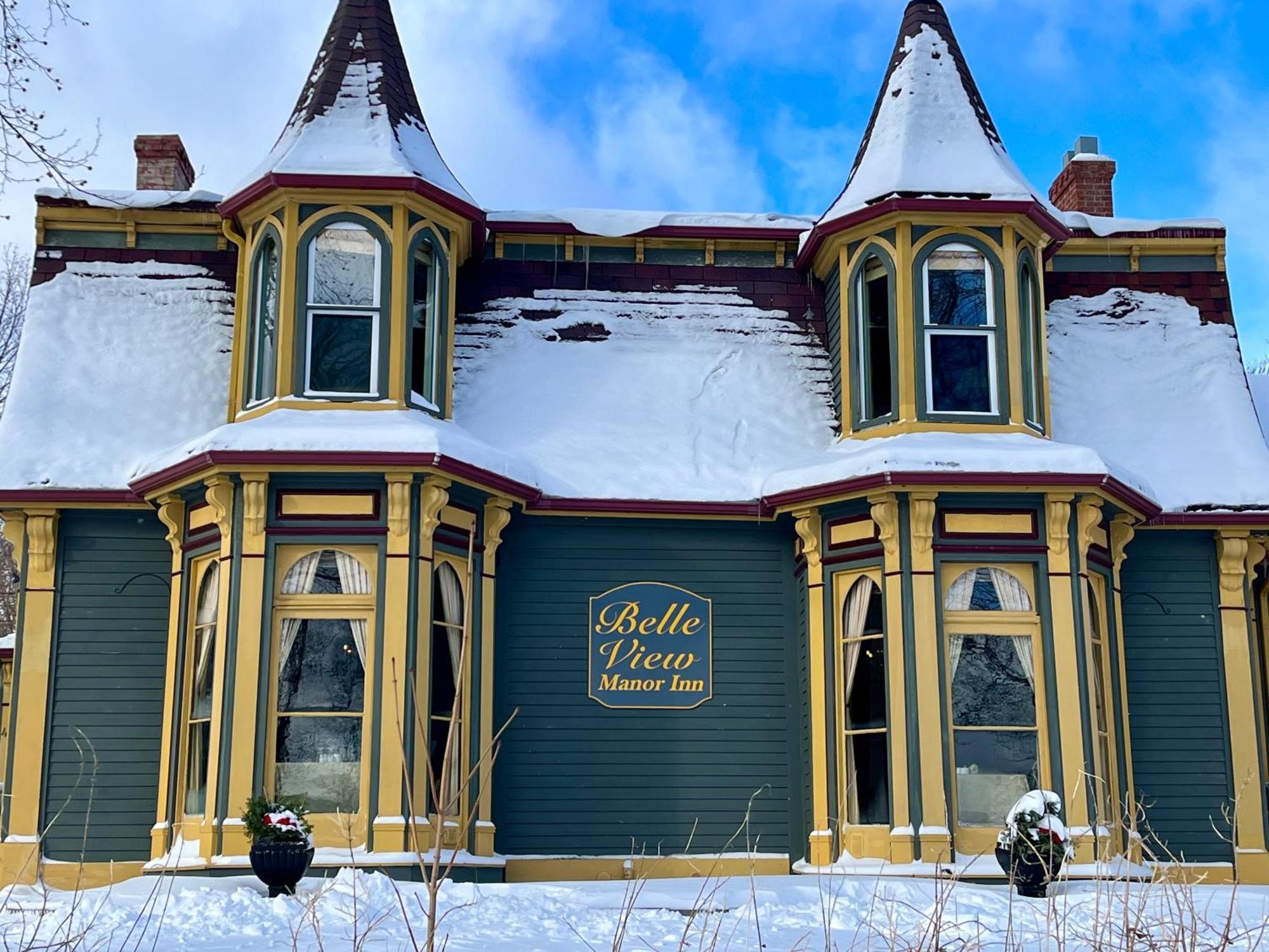 Belle View Manor Inn Harbour Grace Exterior photo